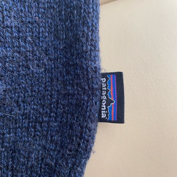 Patagonia men’s sweater - Picture 5 of 11
